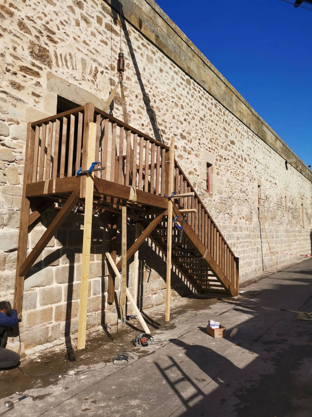 ST MALO ESCXALIER PLACE VAUBAN 2-min